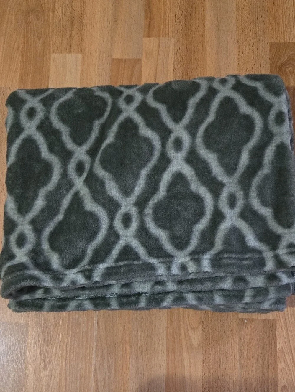 Madison Plush Geometric Throw Blanket in Gray and White